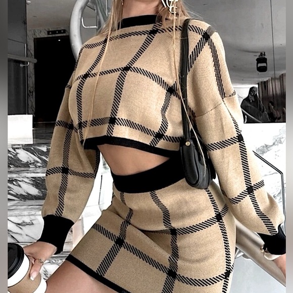 FALL TIME Sweater and Skirt Set Knitwear - Picture 7 of 17